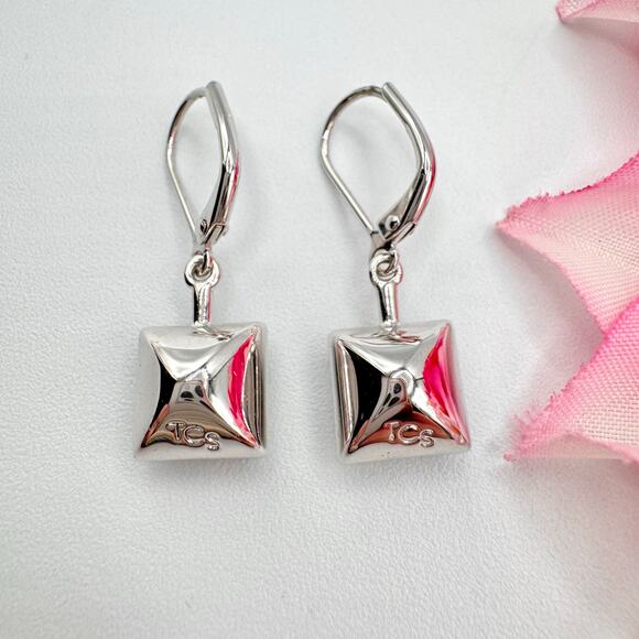 Touchstone Crystal By Swarovski Smokey Silver Tone Leverback Earrings Sparkly - Picture 12 of 14